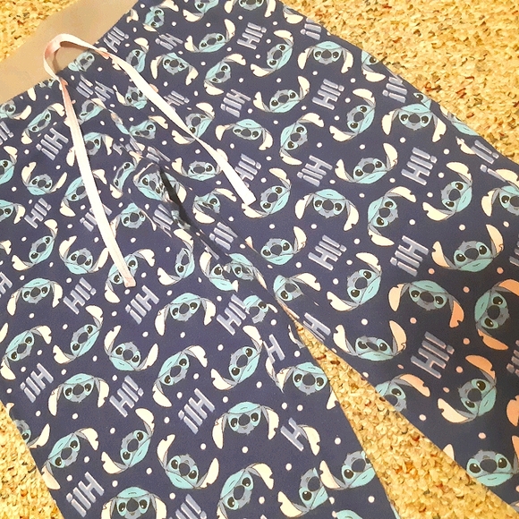 Disneys stich pajama set - Picture 2 of 3